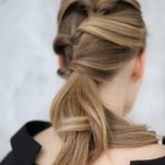 【ロングヘアのママ向け】時短で楽しめるヘアアレンジ集　part1